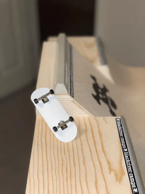 Ván Fingerboard Deck - Image 3