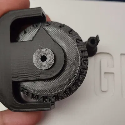 Mô hình "Spin d20 dice thing"