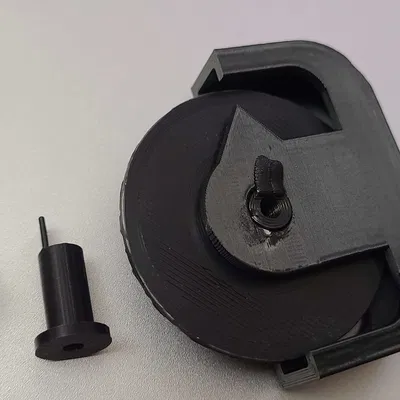 Mô hình "Spin d20 dice thing"