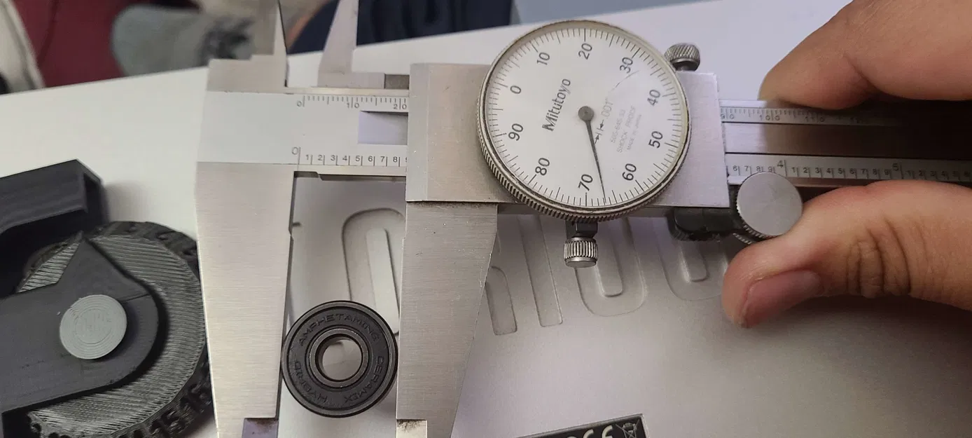 Mô hình "Spin d20 dice thing" - Image 3