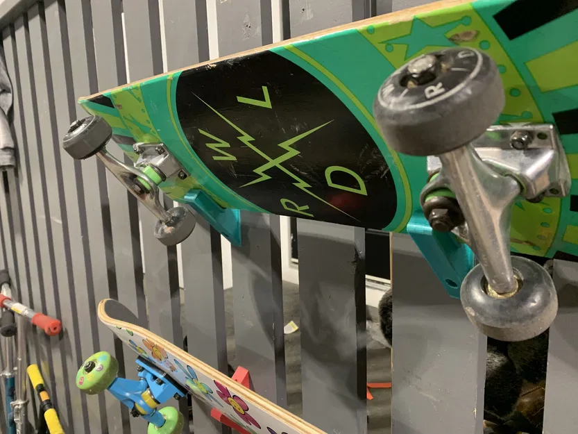 Giá Treo Ván Trượt - Image 2