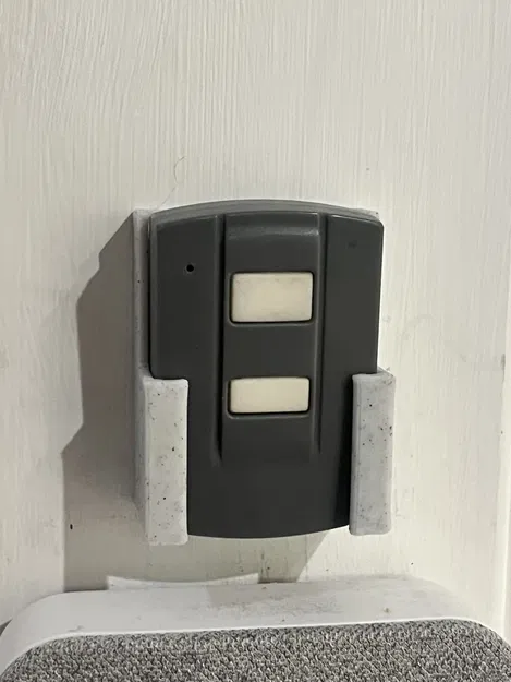 Giá treo remote cửa cuốn HardHead - Image 2