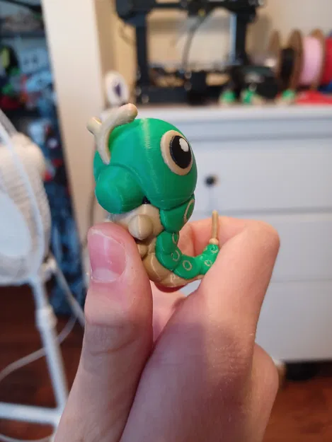 Mô hình Pokemon Caterpie đa sắc (4 màu) - Image 1