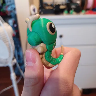 Mô hình Pokemon Caterpie đa sắc (4 màu)