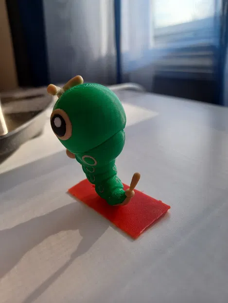 Mô hình Pokemon Caterpie đa sắc (4 màu) - Image 2