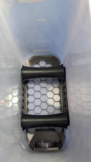 Con lăn Tự Định Tâm cho Hộp Đựng Filament Rubbermaid 21 Cup - Image 3