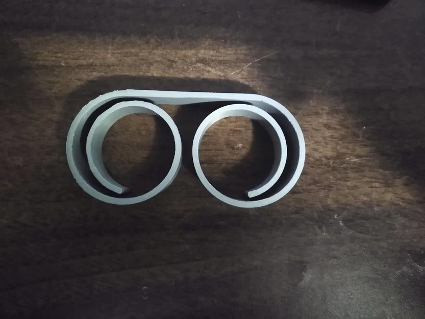 Kẹp Giữ Mền Thành Áo Choàng - Image 2