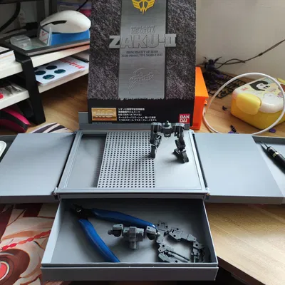 Hộp Đựng Đồ Nghề Gundam Đa Năng