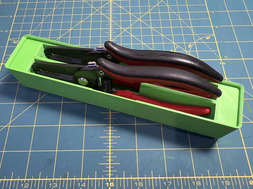 Khay Đựng Kìm Tuốt Dây Gridfinity 2x - Image 1