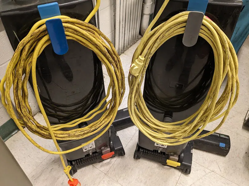 Bàn Đạp Máy Hút Bụi Windsor Karcher 86407870 86363180 - Image 4