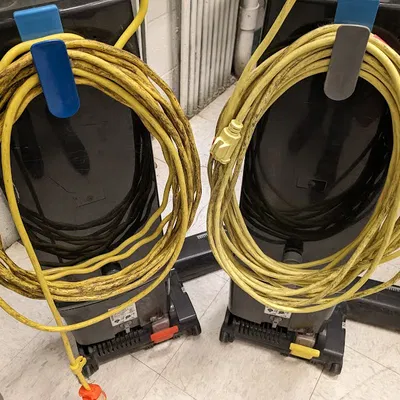 Bàn Đạp Máy Hút Bụi Windsor Karcher 86407870 86363180