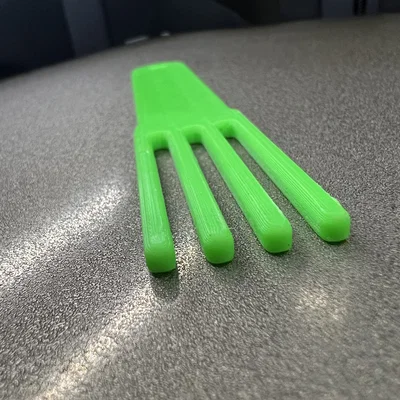 Lược Nĩa Độc Đáo "Odd Forking Comb"