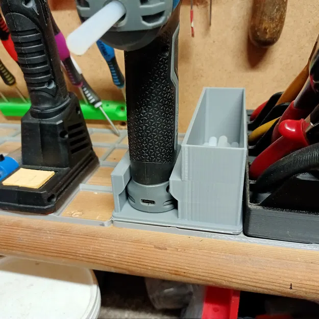 Giá đỡ súng bắn keo ALDI Ferrex chuẩn Gridfinity - Image 2