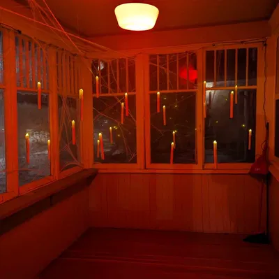 Nến Lơ Lửng - Sử Dụng Đèn LED Nhấp Nháy và Ống PVC