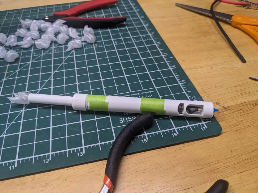 Nến Lơ Lửng - Sử Dụng Đèn LED Nhấp Nháy và Ống PVC - Image 3