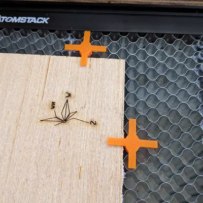 Kẹp Giữ Vật Liệu Cho Bàn Tổ Ong Máy Cắt Laser Atomstack