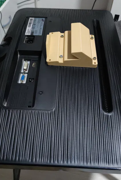 Giá Treo Tường VESA 100x100 & 75x75 Profile Thấp Dạng Cleat Kiểu Pháp - Image 1