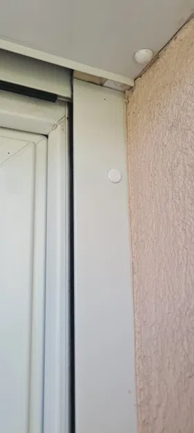 Nút bịt lỗ lắp cửa cuốn (Záslepka na montážny otvor rolety) - Image 6