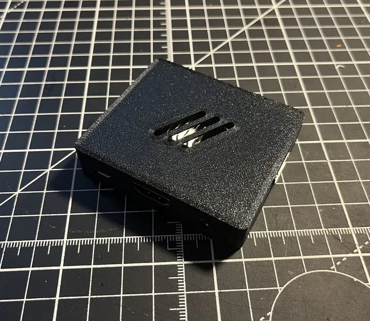 Nắp Hộp Raspberry Pi 3 A+ Có Lỗ Thông Hơi - Image 1