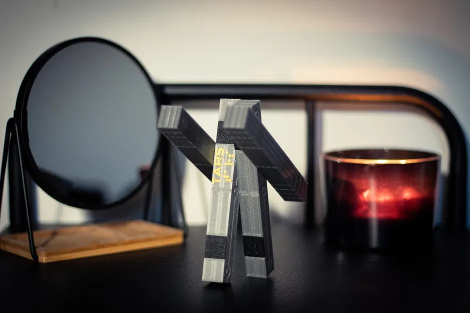 TARS. Robot từ Phim Interstellar - Image 9