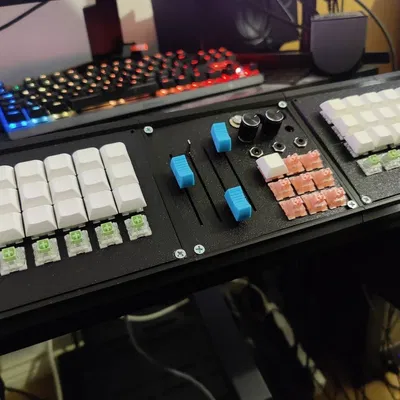 Vỏ Tủ Điều Khiển Mecha Simpit