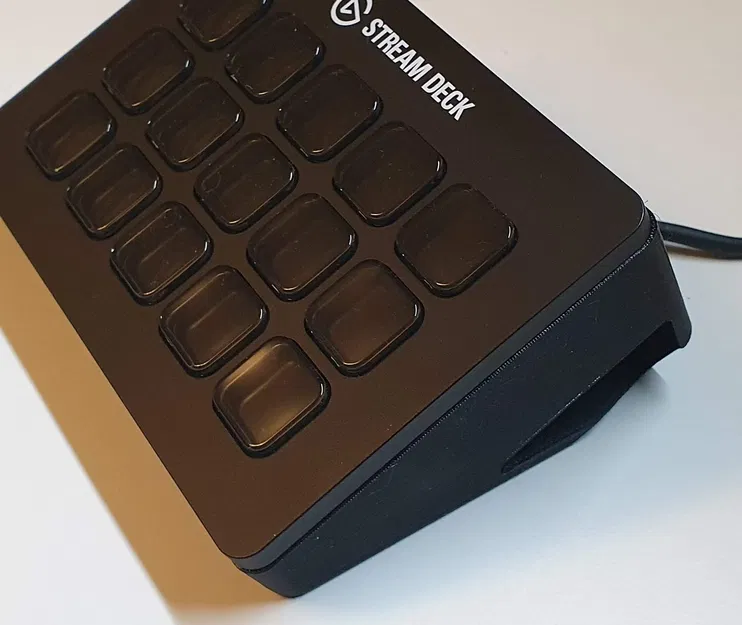 Case Elgato Stream Deck 15 phím nghiêng 25 độ - Image 1