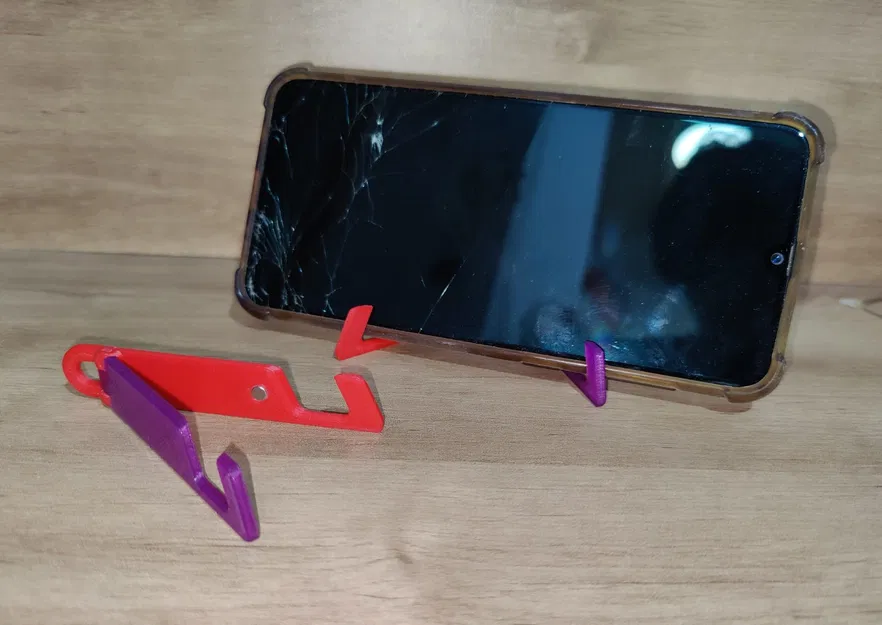 Chân Đế Điện Thoại Kiêm Móc Khóa - Image 1