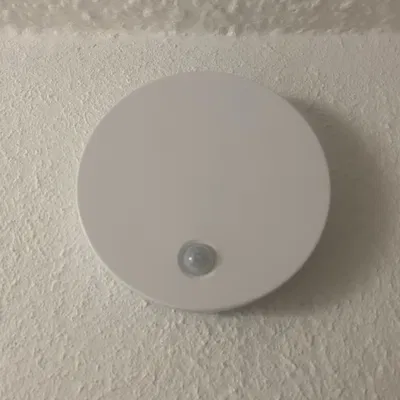 Giá Treo Tường Cho Đèn LED Đa Chức Năng Tchibo