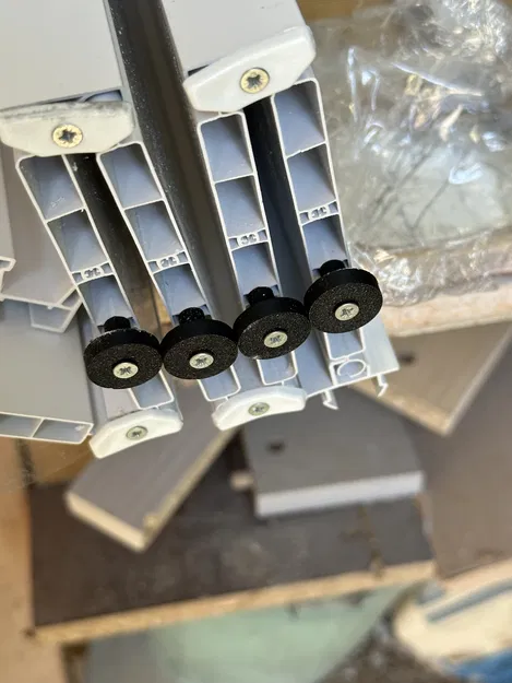 Bánh Xe Trượt Cửa Gấp - Image 1