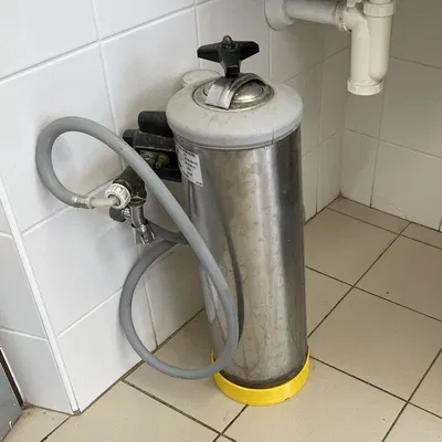 Chân Đế Chai Nước Tẩy Cặn Máy Hấp Nướng