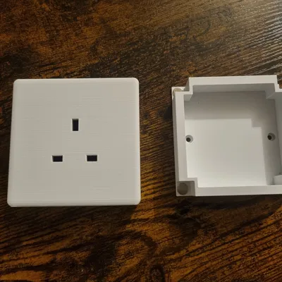 Ổ Cắm Giả Để Giấu Đồ