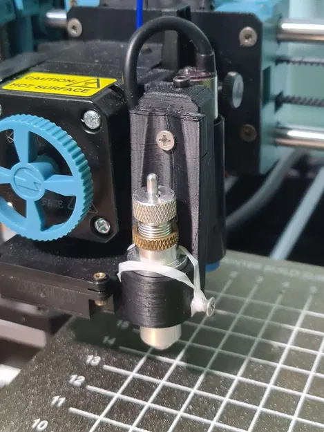 SV06 Vinyl Cutter - Image 1