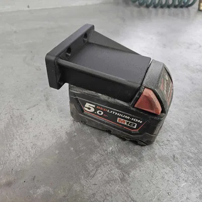 Giá Đỡ Pin Milwaukee M18 Treo Ngang Tường