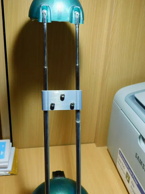 Cái giá đỡ cho đèn Ikea - Image 3