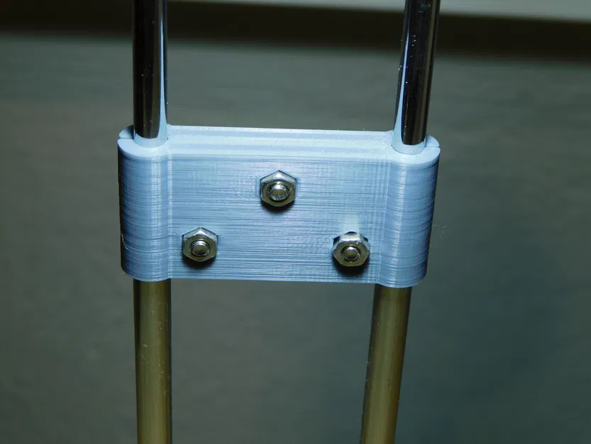 Cái giá đỡ cho đèn Ikea - Image 4