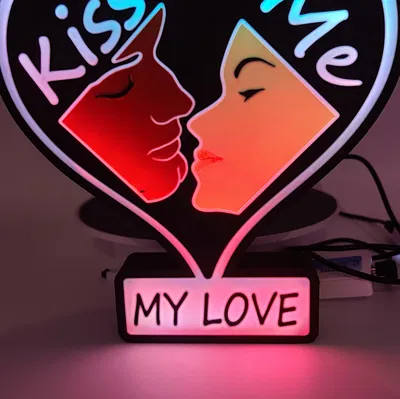 HỘP ĐÈN TRÁI TIM KISS ME