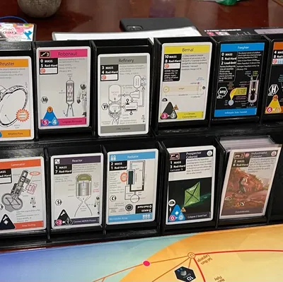 Chân đế bài High Frontier