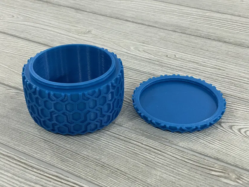 Hộp đựng nắp vặn - họa tiết lục giác - Image 1