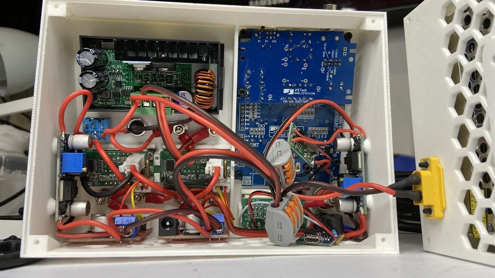 Bộ Nguồn Đa Năng MultiBench Cho Dân Hack - Image 3