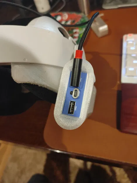 Adapter pin sạc dự phòng cho dây đeo Quest 2 - Image 7