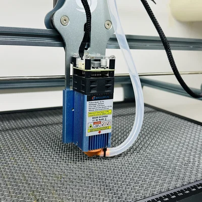 Ống dẫn khí hỗ trợ cho máy khắc laser Sculpfun S6