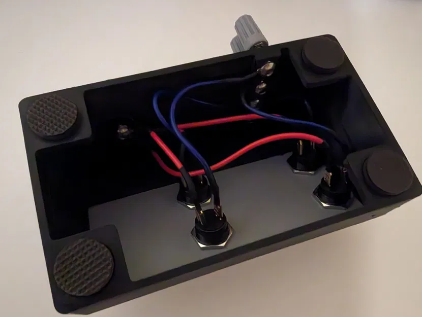 Hộp Công Tắc Quad (Quad Switch Box) - Image 2