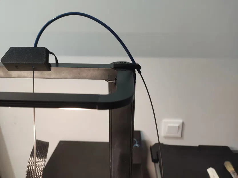 Ngàm Gắn Bên Hông Cho Thanh Đèn Creality - Image 2