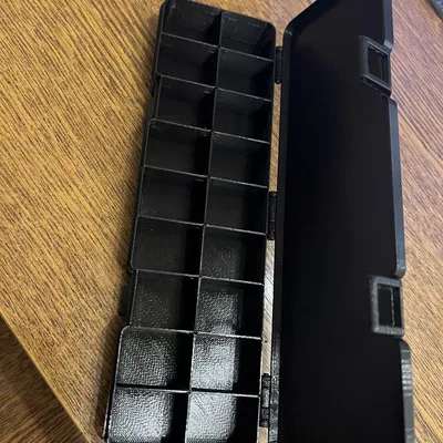 Hộp đựng ốc vít 10x2