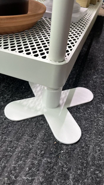 Chân Kệ Treo Quần Áo IKEA Mackapar Rộng - Image 1