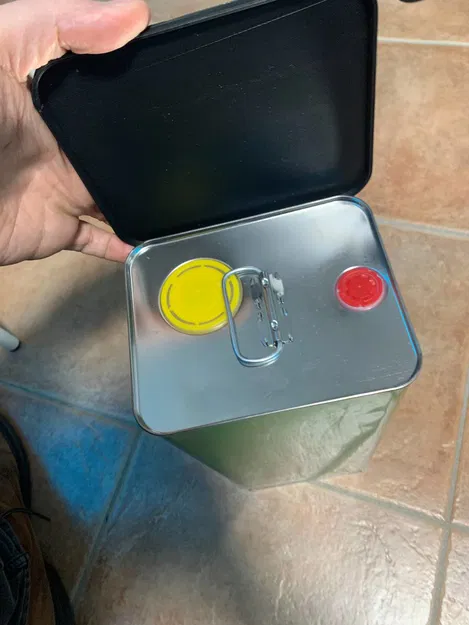 Nắp Bình Xăng Dầu 5 Lít - Image 3