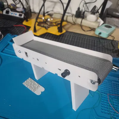 Băng chuyền đơn giản để xử lý "Poop" từ máy Bambu Lab