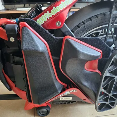 Pat đỡ chân Kingsong S22 Pro zin