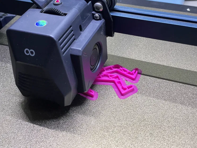 Chặn Cửa Hiện Trường Vụ Án - Image 14