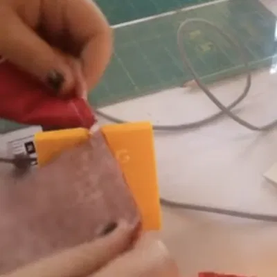 Dụng Cụ Cắt Chỉ May Vá